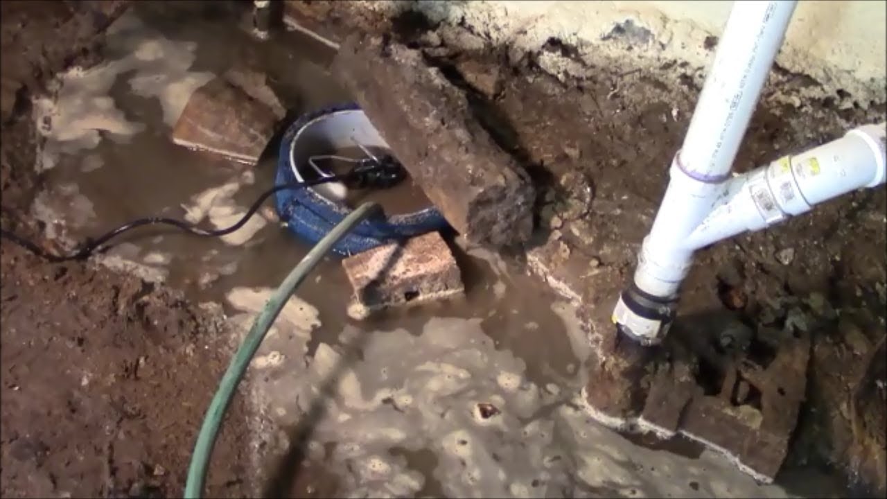 Crawl Space Sump Pump and Pit with Mud Filtered 5 Gallon Bucket