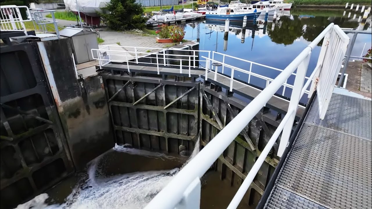 WIJ KUNNEN DE HAVEN VAN ANTWERPEN NIET UIT… OP WEG NAAR TERNEUZEN!