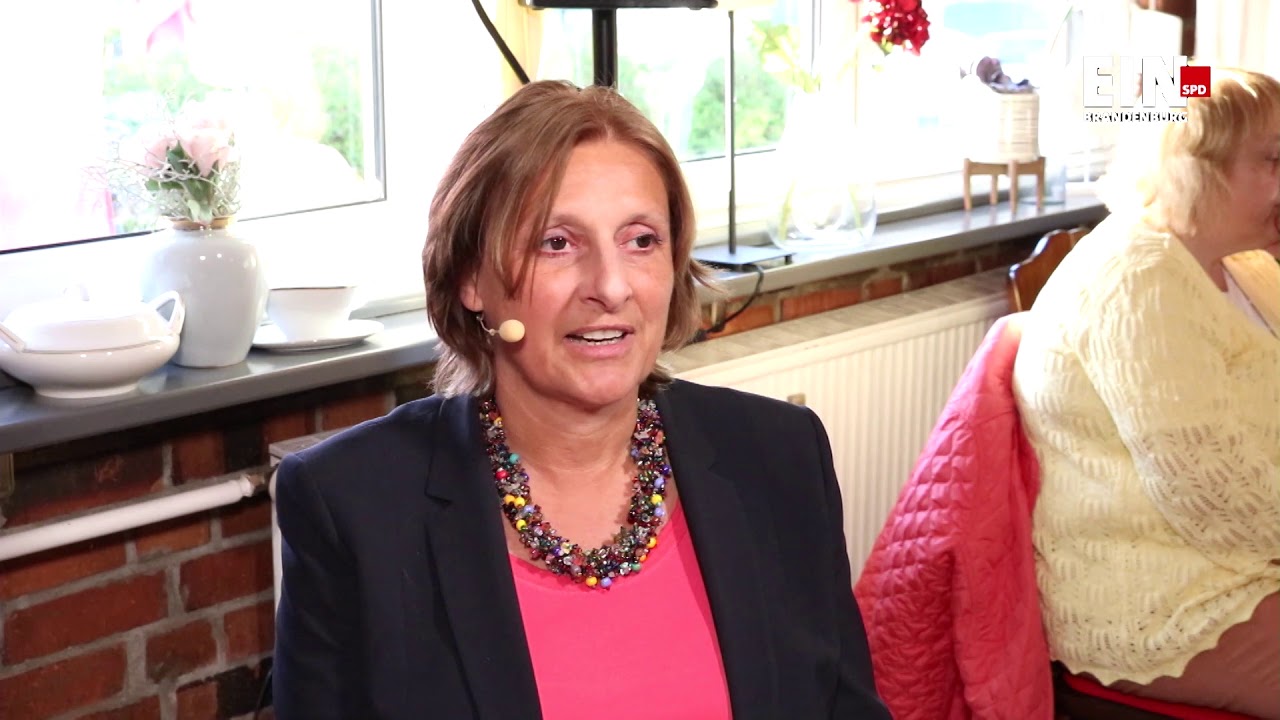 Britta Ernst, sag doch mal! - mit Carola Langer