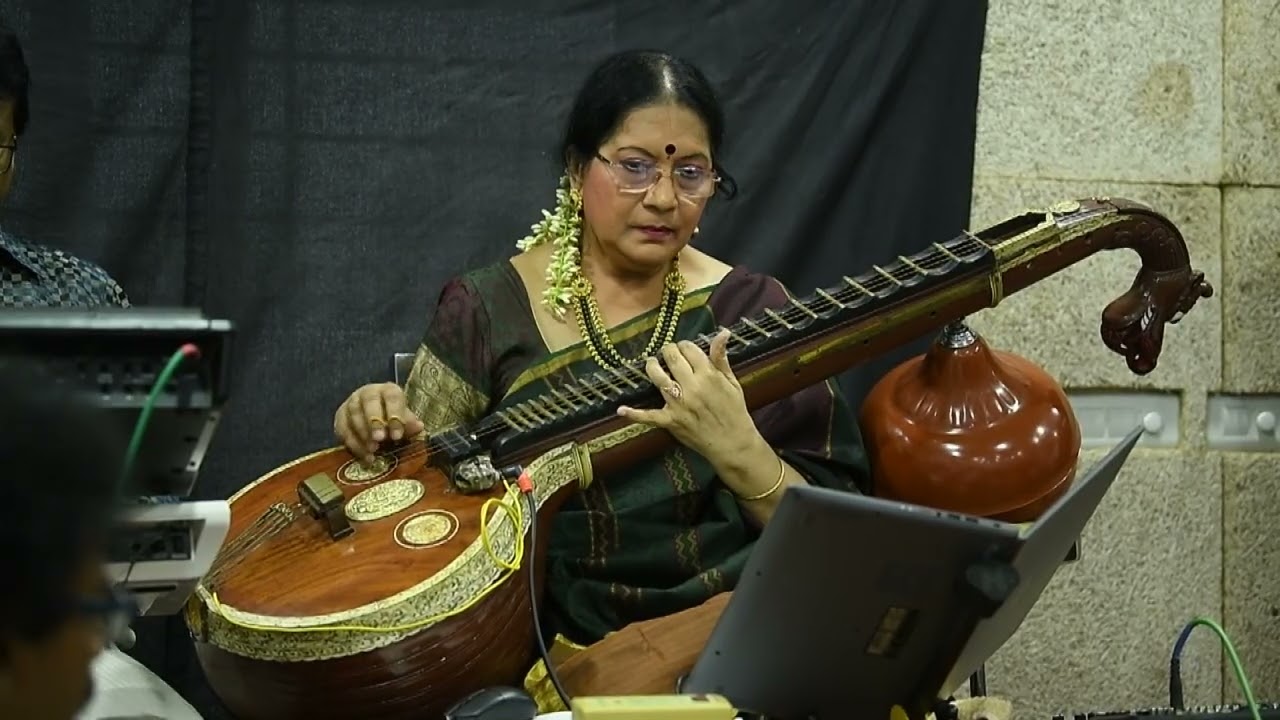 Amudhum thenum etharku song on Veena by Kalaimamani Revathy Krishna 