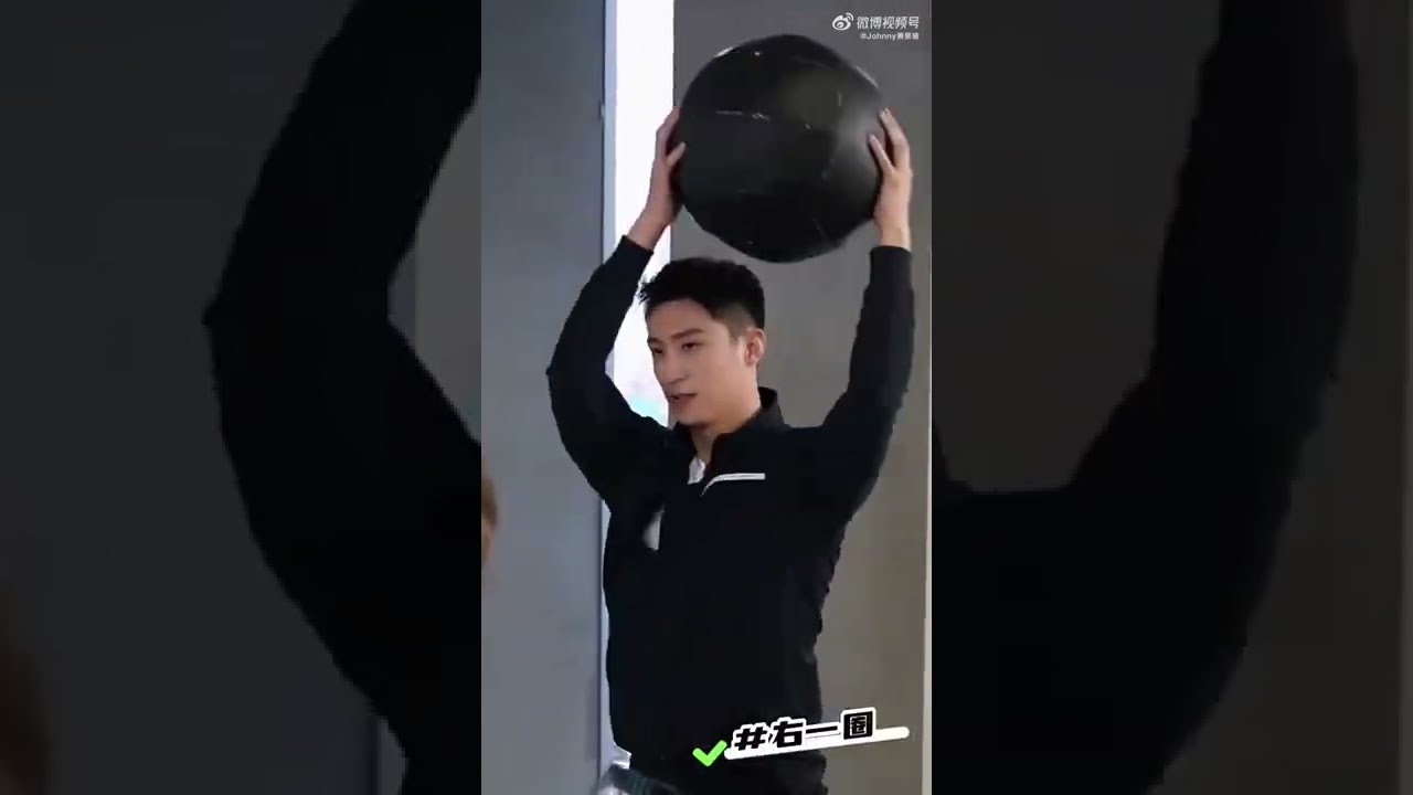 Johnny Huang JingYu - Weibo (220429)