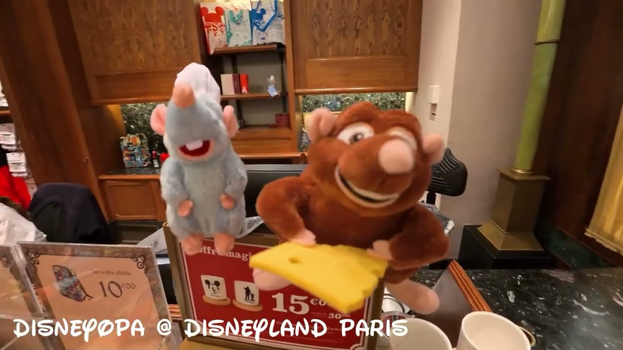 CHEZ MARIANNE - SHOP WALK THROUGH - Disneyland Paris - DisneyOpa