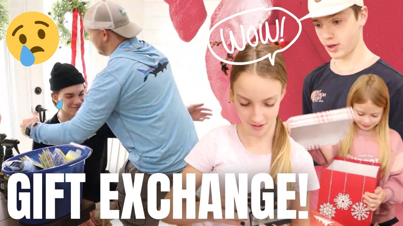 CHRISTMAS EVE FAMILY GIFT EXCHANGE 2021 | OPENING THOUGHTFUL GIFTS FROM EACH OTHER