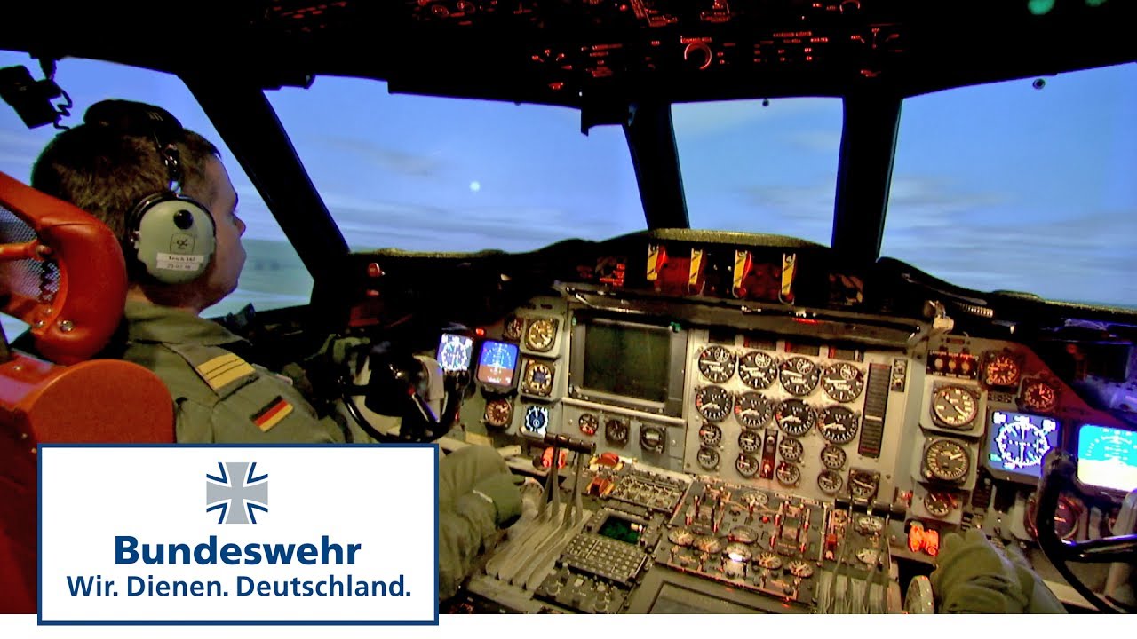Marineflieger der Bundeswehr - Training im P-3C Orion Taktiksimulator