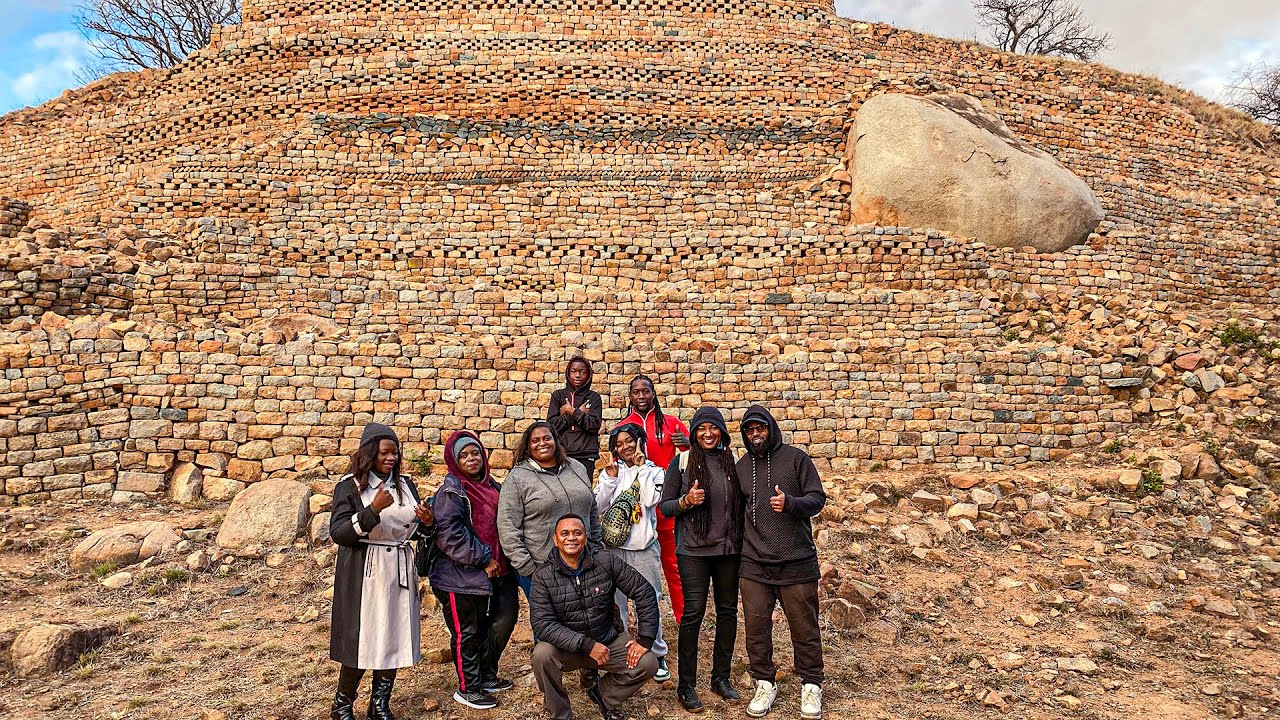 😮 It is mind blowing how the stone structures of Khami in Zimbabwe were built |  The Kings court