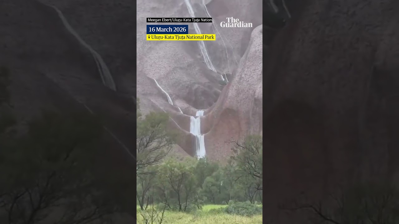 Heavy rainfall sweeping through Uluṟu-Kata Tjuṯa National Park on March 16