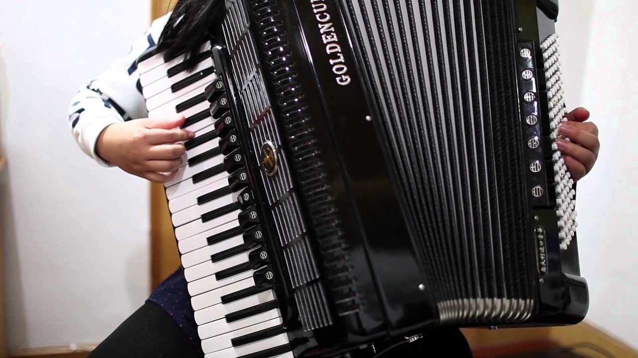 Катюша & Дороженька  гармонь Katyusha & Little Road Accordion cover喀秋莎&小路手风琴版