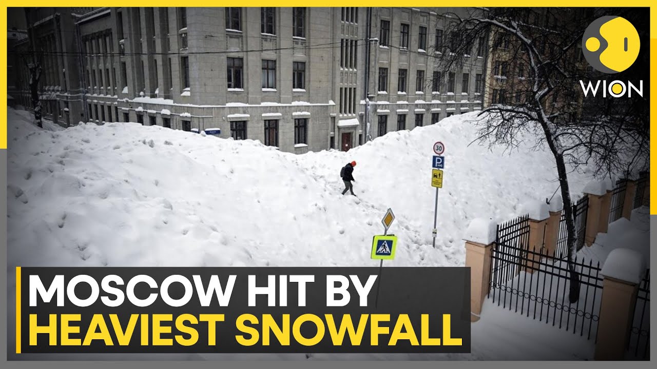 Moscow Snowfall: Snow Reaches 60 Centimeters in Parts of Russian Capital | WION NEWS