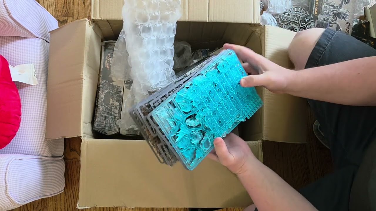 Dungeons and Lasers VI Caves prepainted prismacast unboxing