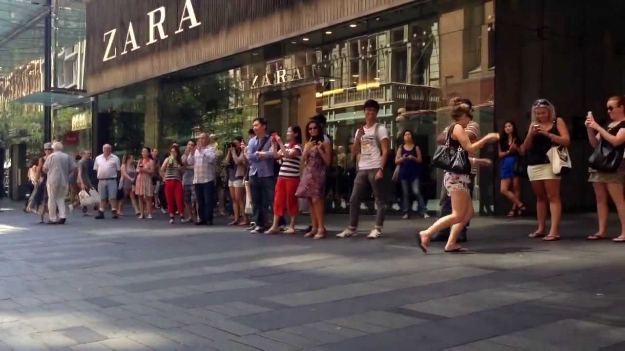 La Bamba @ Pitt Street Mall Sydney
