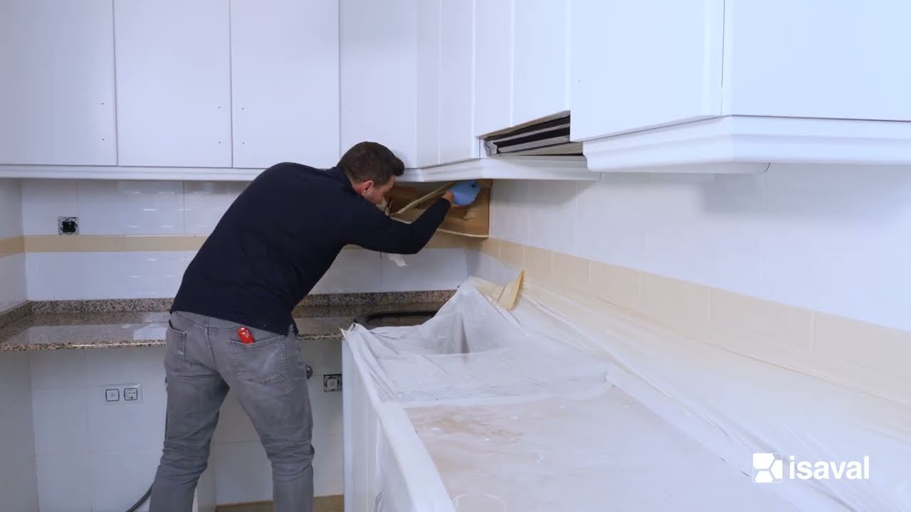 ¿Cómo pintar los muebles de madera de la cocina? Isaval | Graco | Festool