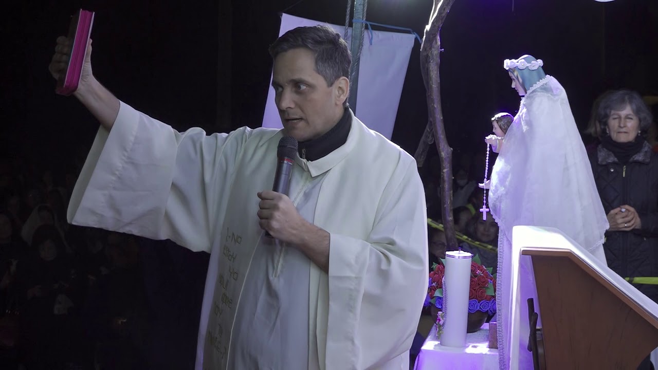 Bendición De Los Sacramentales l Padre Claudio Barbut