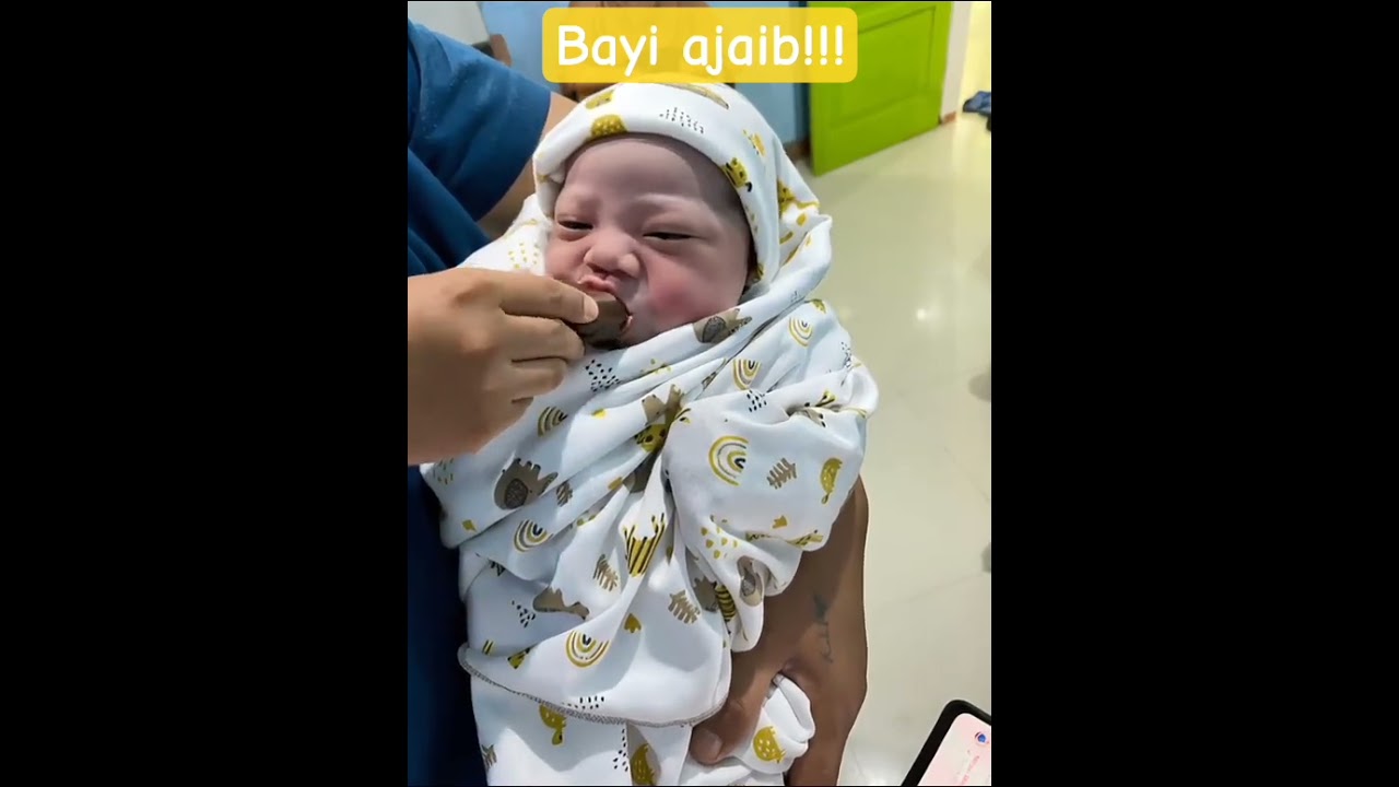 bayi di buang sampai kelaparan!!!