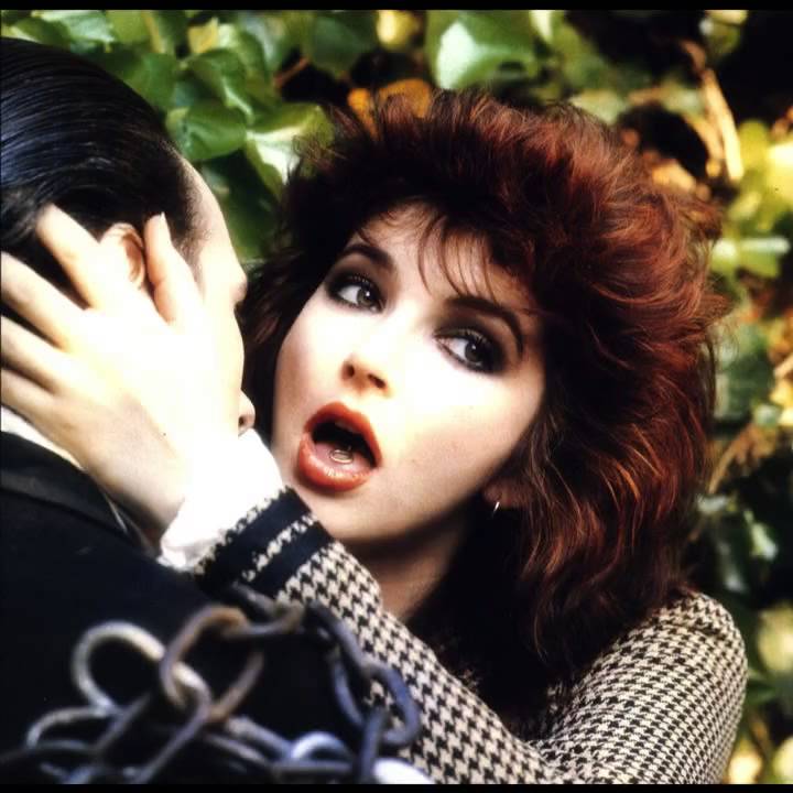 Kate Bush - The Dreaming (Private Remaster UPGRADE) - 02 There Goes A Tenner
