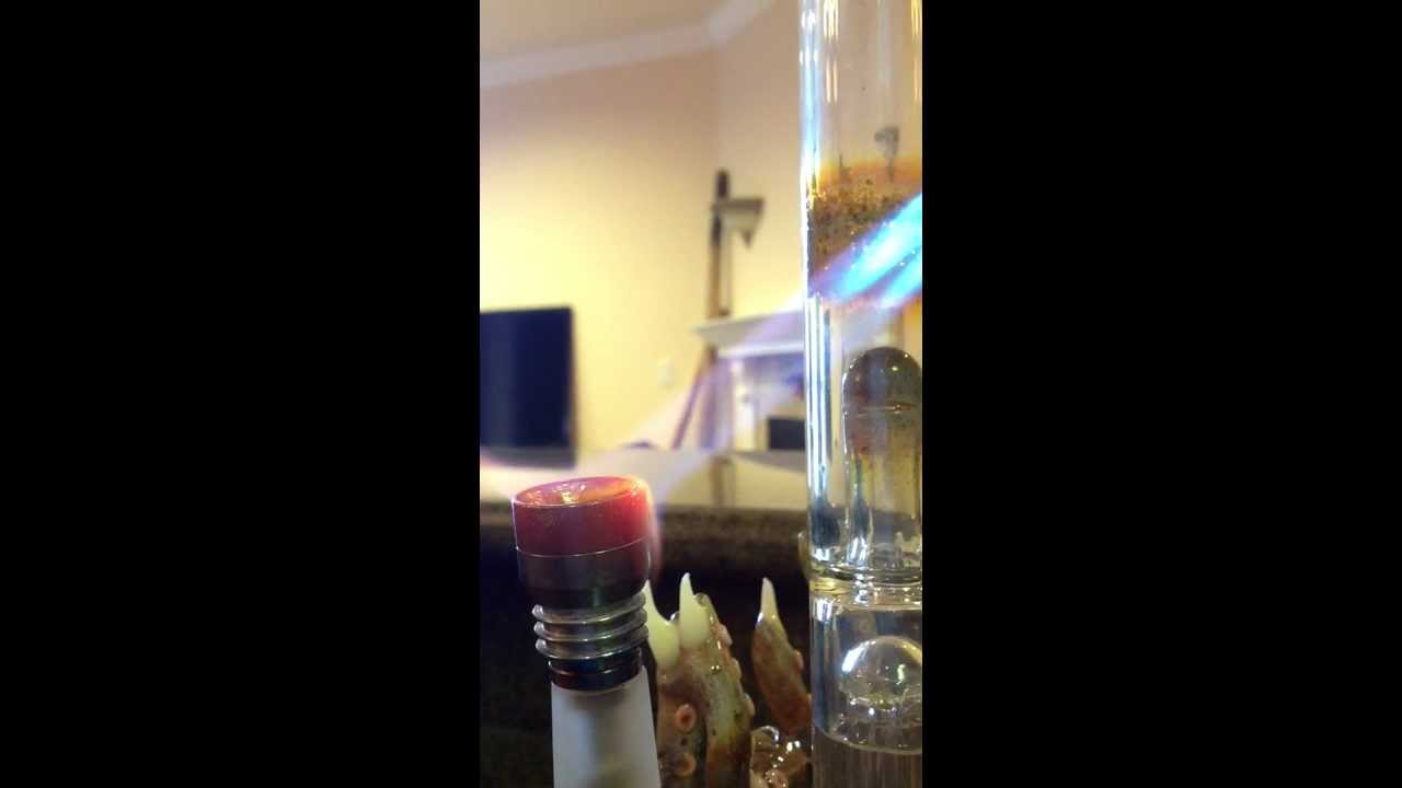 Dab Essentials Domeless Nail Closeup