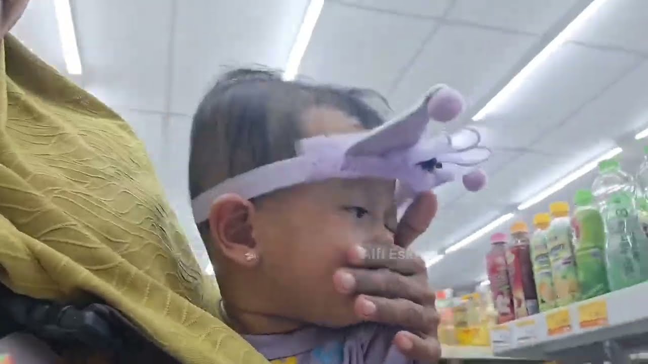 Berburu Jajan Eskrim Di Indonaret⁉️, masmellow, citatos lite, indomilk Choco late di Indomaret!