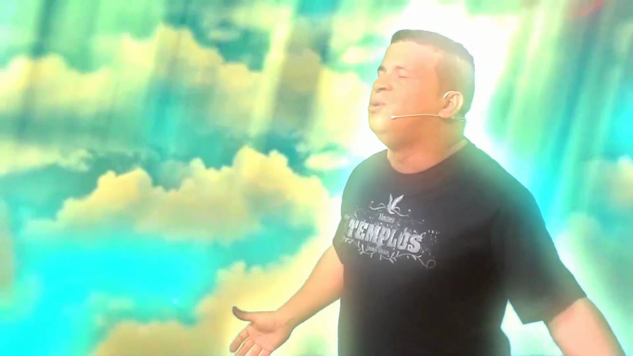 BANDA TEMPLOS - CLIPE - UM LEVE TOQUE