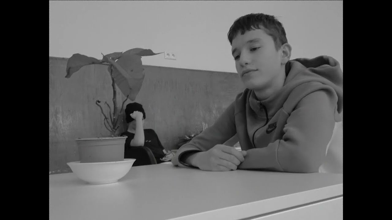 Pätdesiat odtieňov kávy