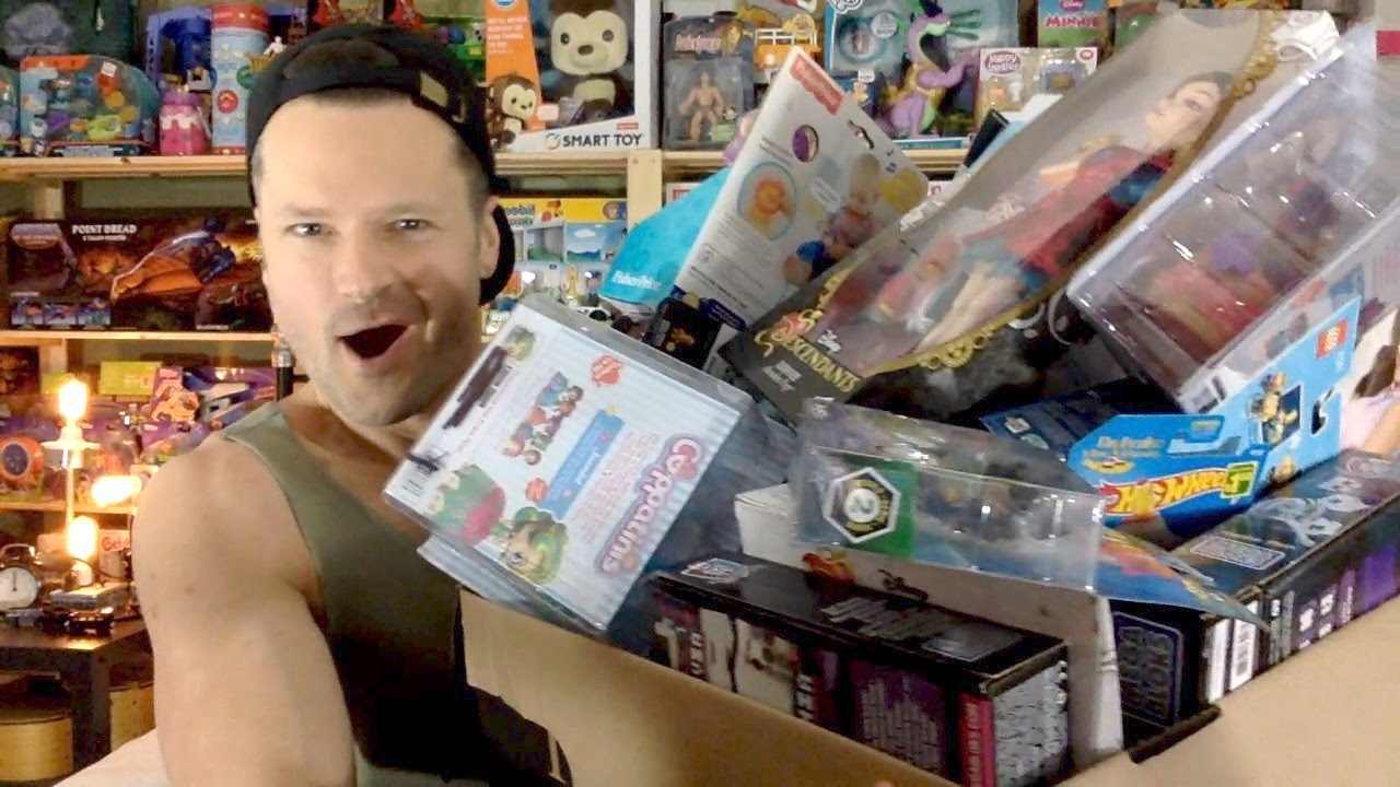 Hunks, Hunts & Hauls Episode 36: Birthday Bonanza Blowout