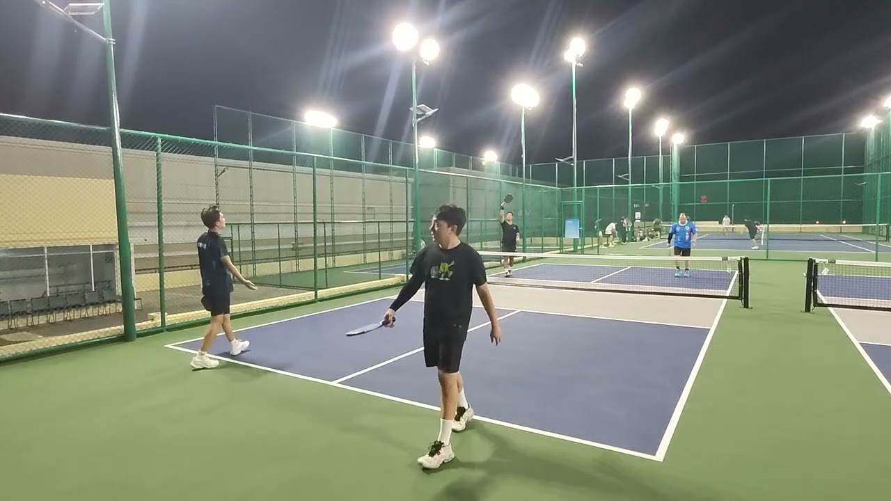 @TheWalk : Benz + Dunk Vs P'Note + Beer SET1