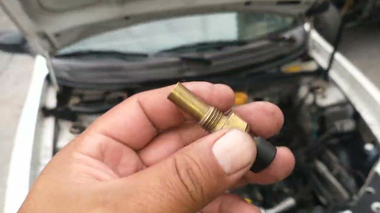 Cuando instales los dos sensores de temperatura ECT del Chevy C3, C2 busca que sea de la misma marca