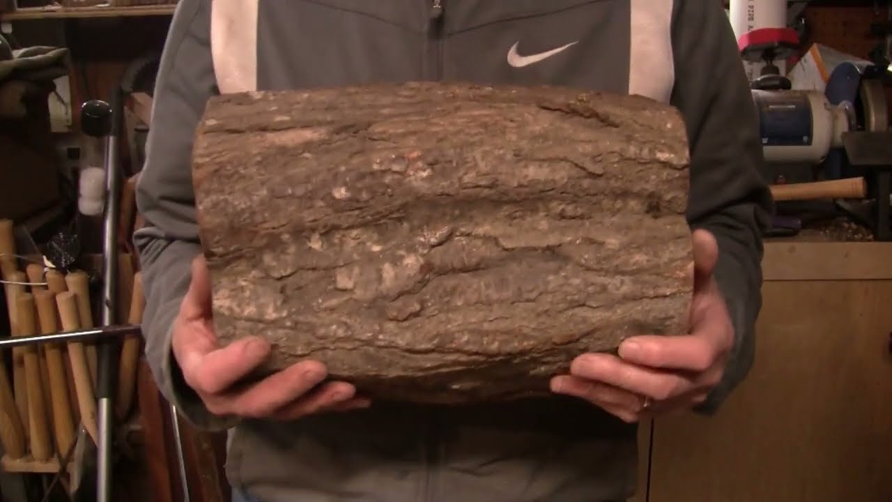 Beautiful Rock Hard Wood Turning 🔨🔨🔨