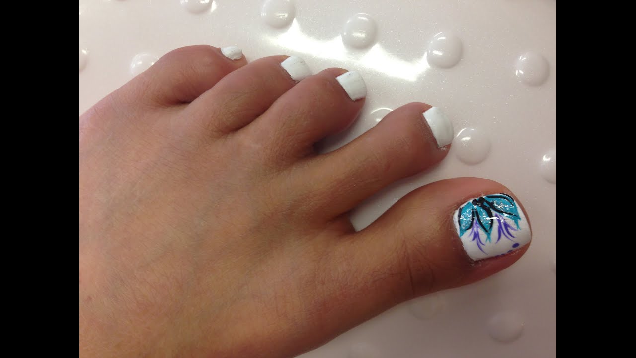 How to design flower on toe nails