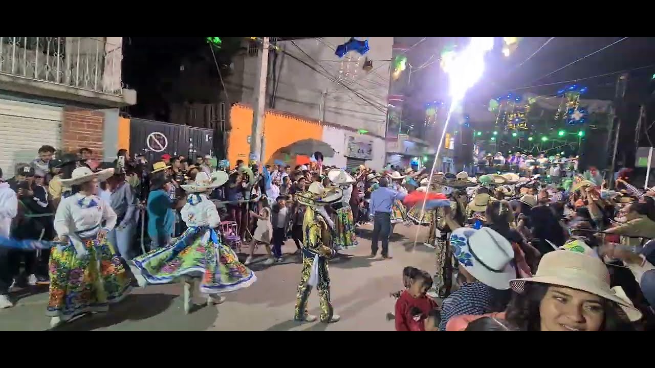 Cuadrilla Cardenales 2023 - Bailando en su cierre de carnaval.