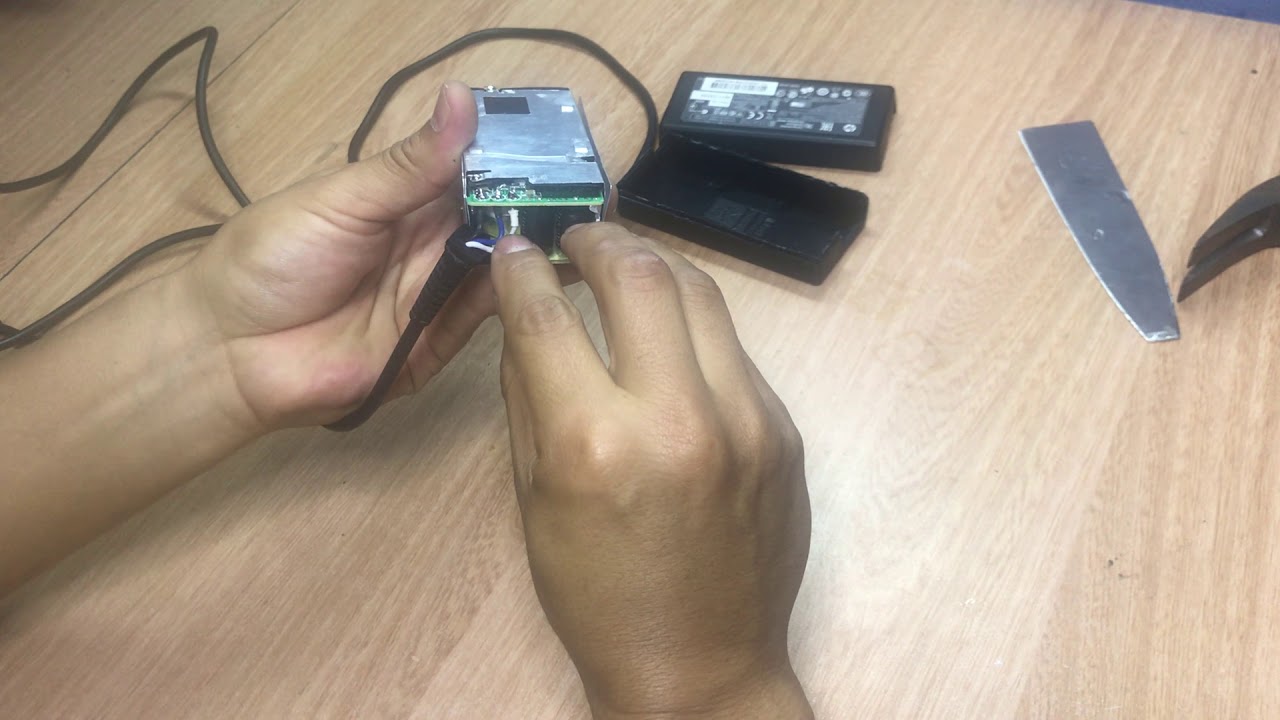 LAPTOP HP NO CARGA LA BATERÍA-REPARACIÓN ADAPTADOR  FÁCIL