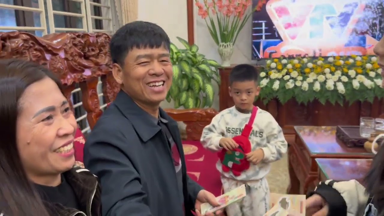 Tết 2025 - một mùa xuân đáng nhớ bên gia đình | MinMin