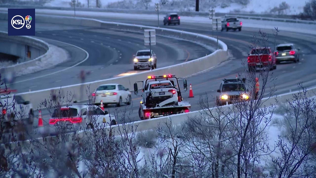 What to keep in your winter emergency car kit