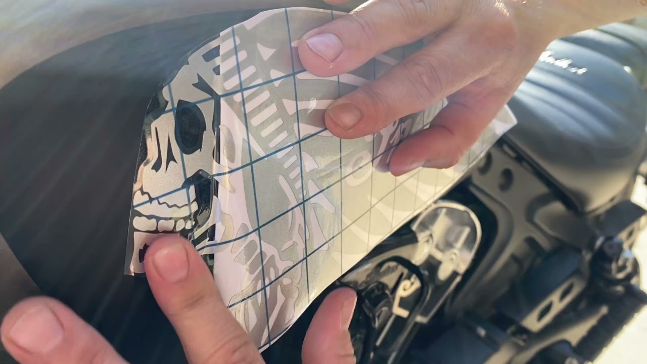 How to Add Decals to a Motorcycle
