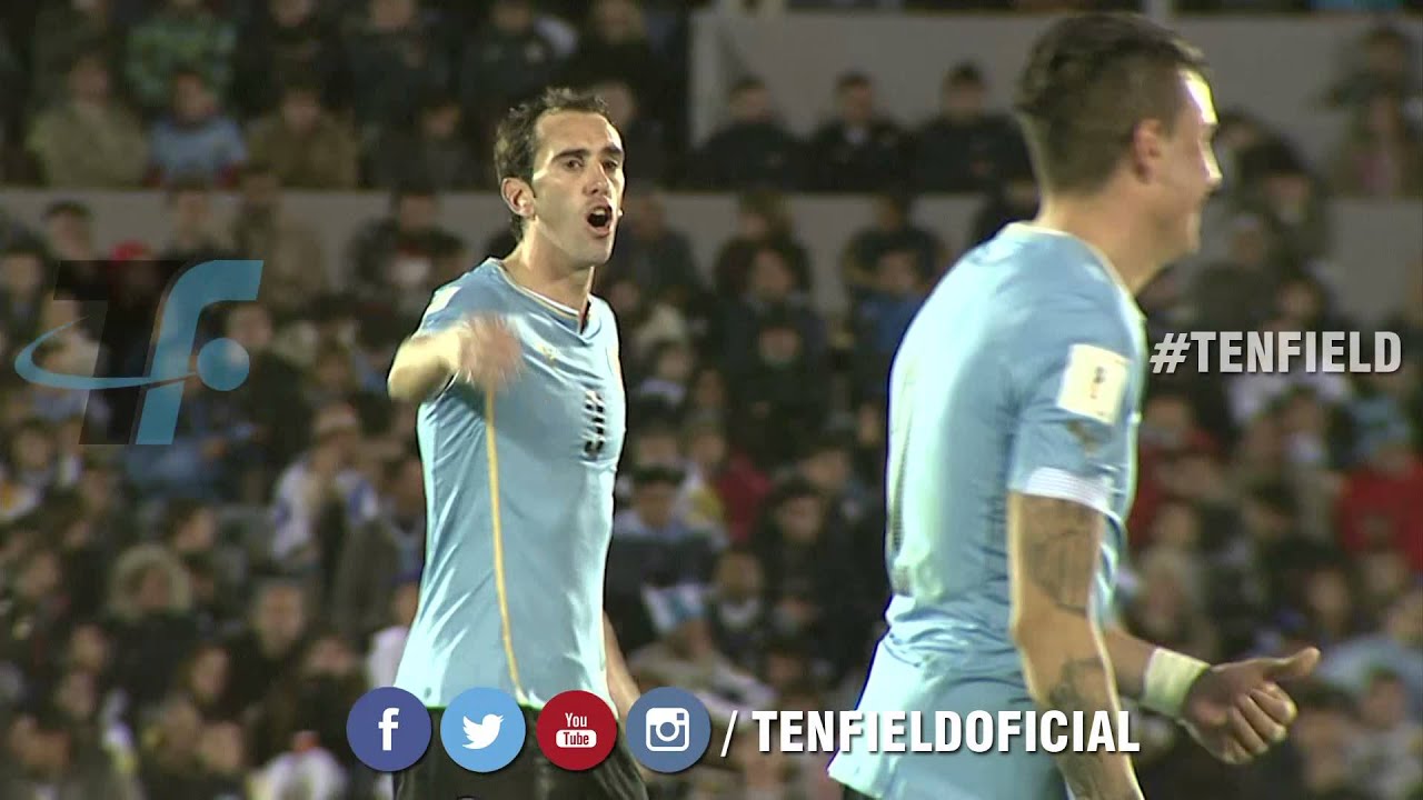 #AguanteCeleste Diego Godín​ desde muy cerca. ¿A quién le harías el seguimiento?