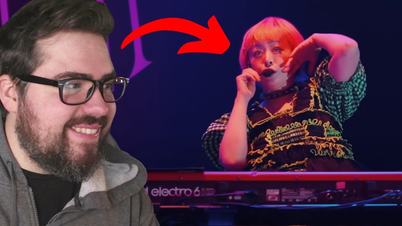 Music teacher reacts to Gacharic Spin – Restaurant・F (Official Live Video)