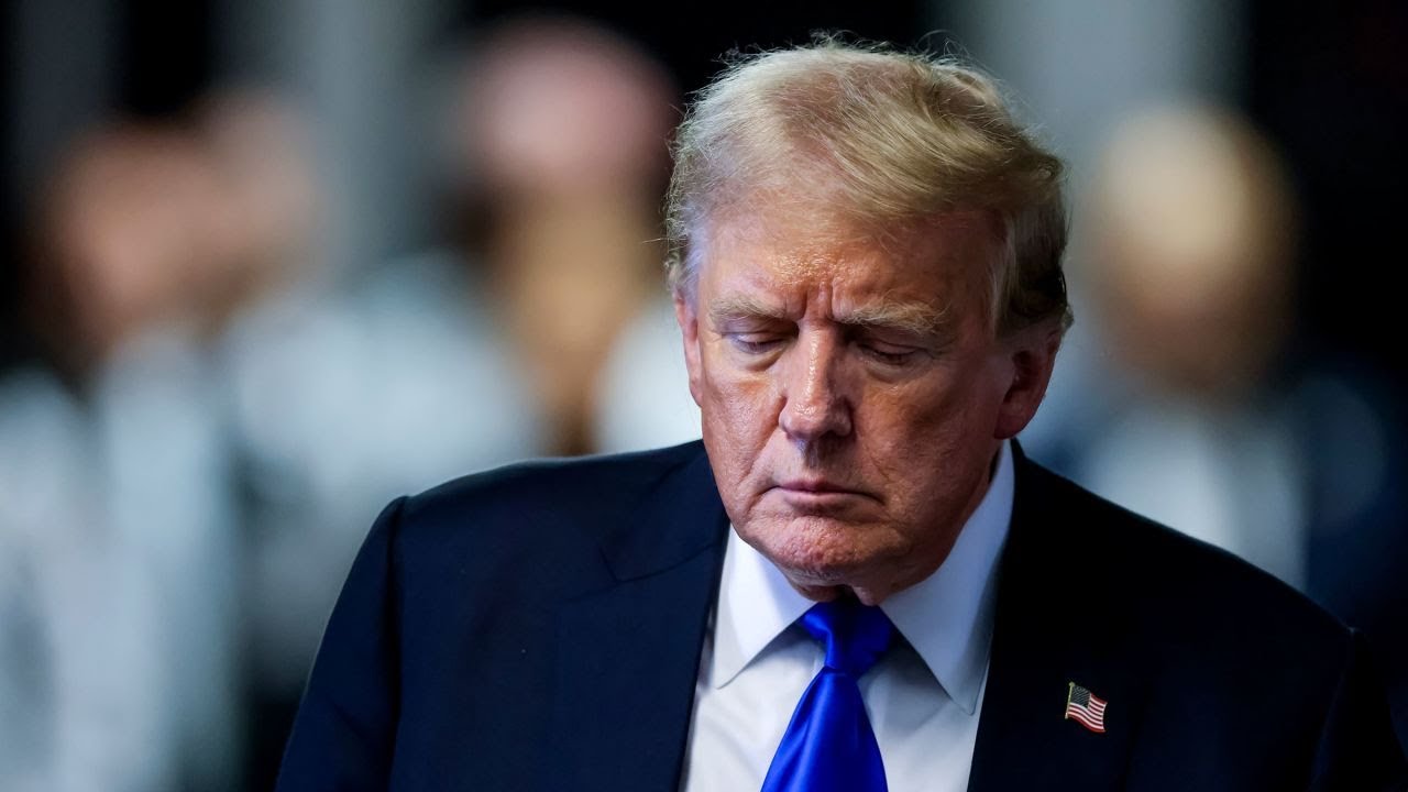 Major WARNING SIGNS for Trump SURGE into spotlight