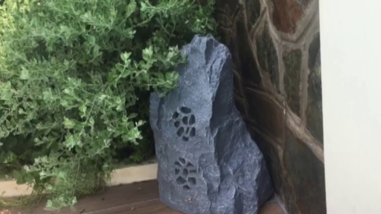 Bộ loa s&acirc;n vườn giả đ&aacute; ngo&agrave;i trời trang tr&iacute; | Loa s&acirc;n vườn OBT tại bể bơi biệt thự Hưng Y&ecirc;n