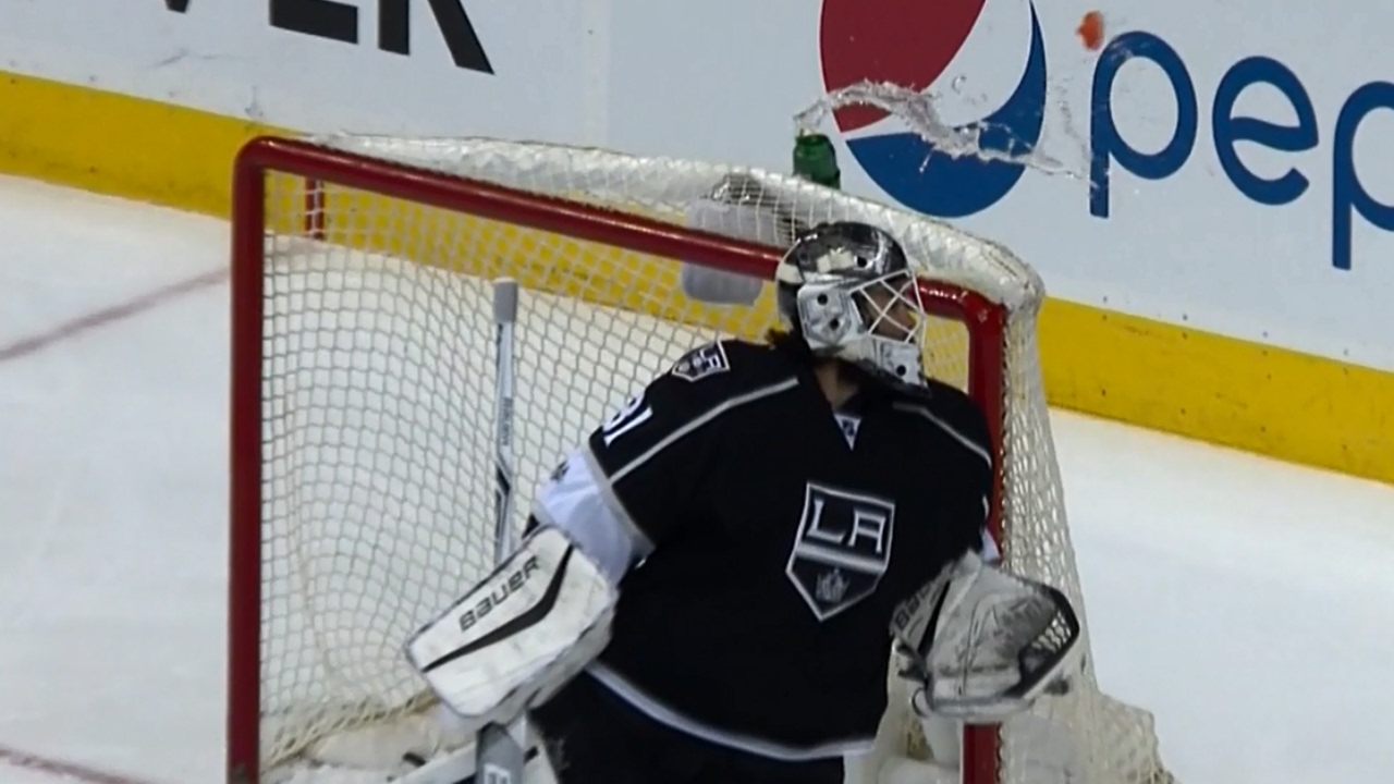 Gotta See It: Oshie's goal destroy's Budaj's water bottle