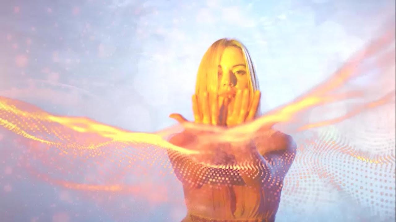 Thea Mantra | Gayatri Mantra (Official Video)