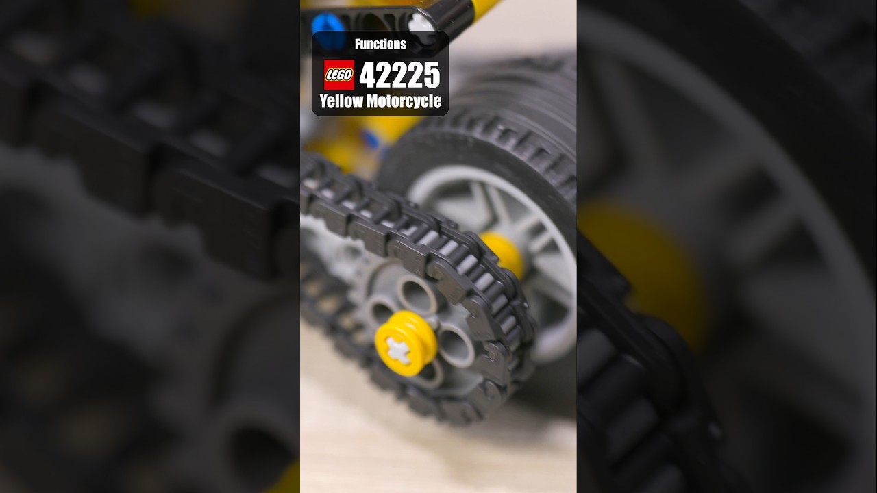 LEGO 42225 Functions |  LEGO Technic Yellow Motorcycle | Showcase 42225 LEGO Technic 2026