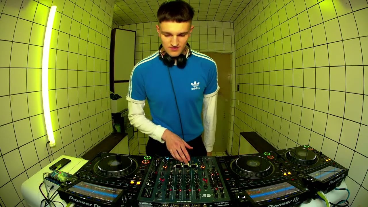 ANIMA Invites - Oskar Knickelbein | HÖR - June 14 / 2024