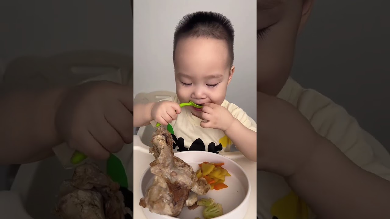 Our Baby's Favorite SUPERFOODS for Self-Feeding! #cute #baby #eating #cutebabyshorts #bhojpuri