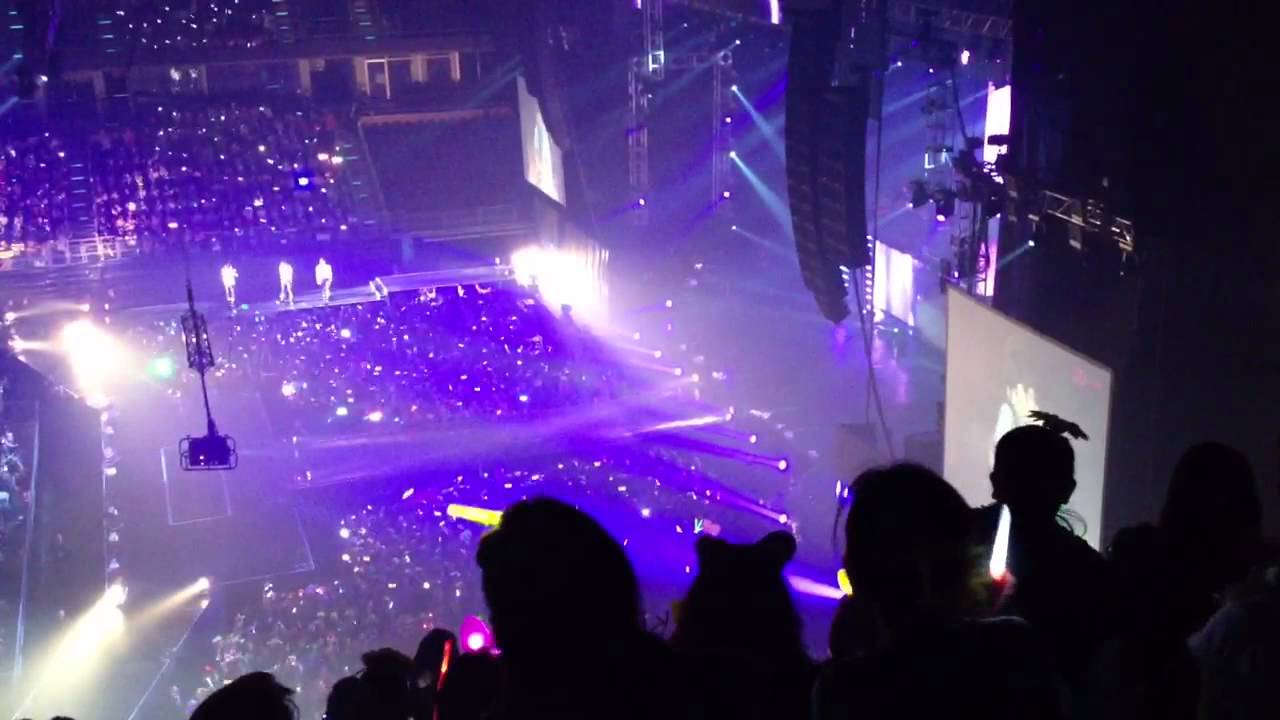 [FANCAM] 130408 WHAT TIME IS IT 2PM LIVE TOUR IN BANGKOK