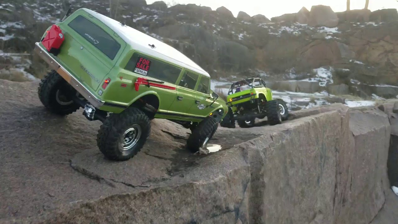Vaterra Ascender Suburban and SCX10 + Redcat Gen 8 Crawl