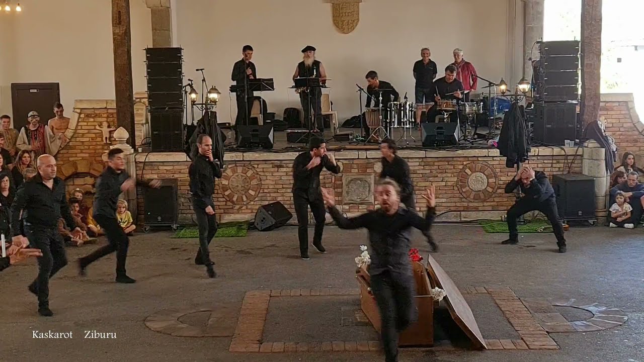 01 -  Tio Teronen Semeak à Arcangues le 10.10.2021
