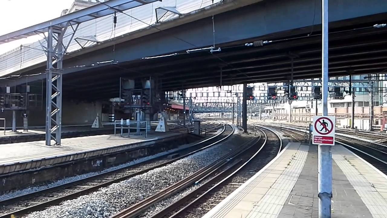 Trains at: London Paddington