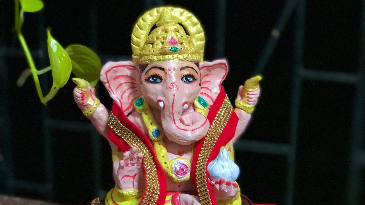 Making of Bappa's idol (with Shaadu Maati)