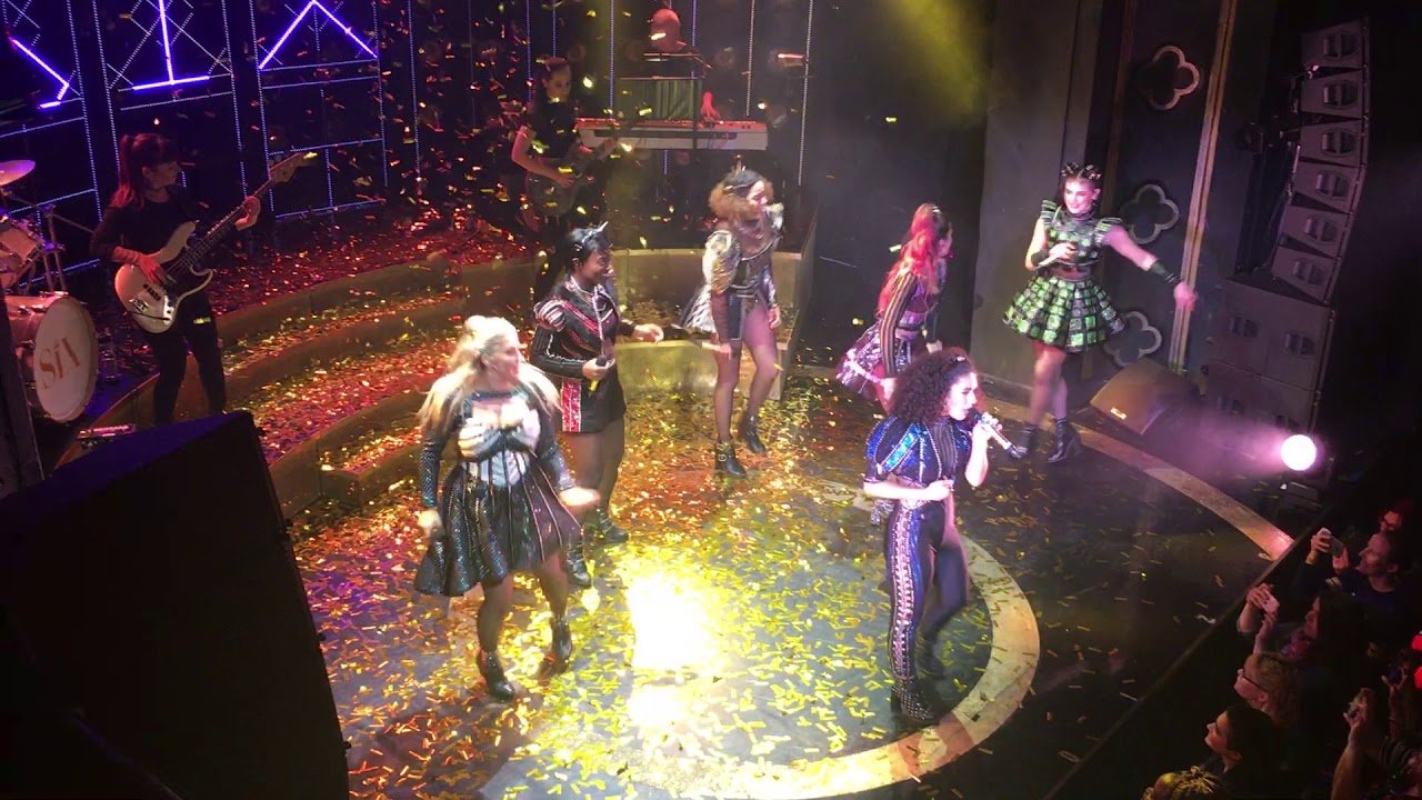 Six Megasix - West End 03/10/2018