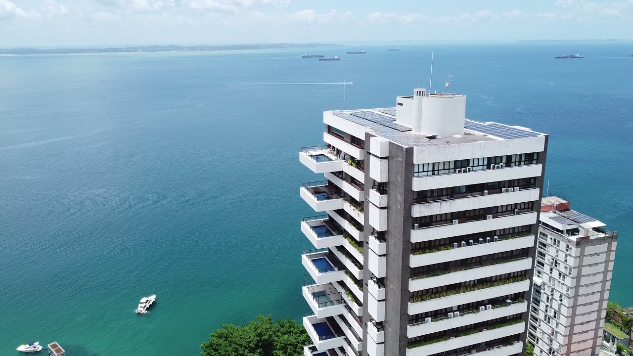 Um pouco do Corredor da Vitória, Salvador Ba, com o Drone DJI.