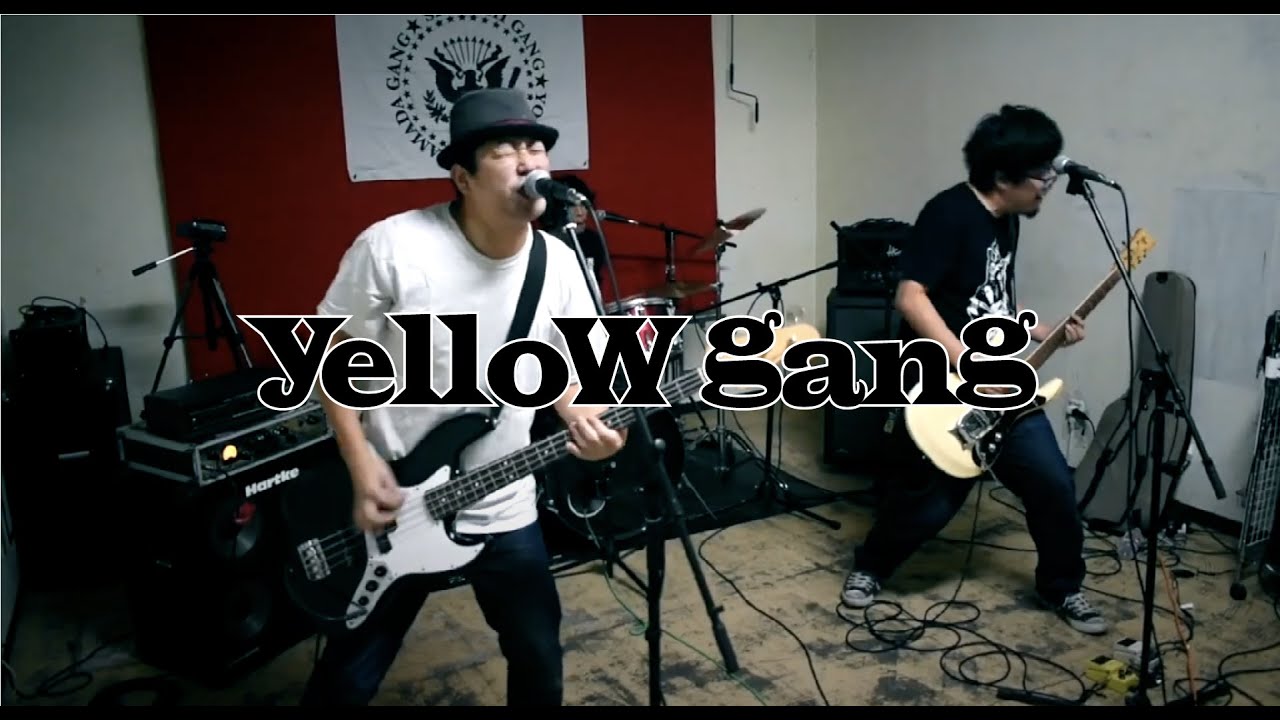 yellow gang at Dandelion Cafe Ibaragi