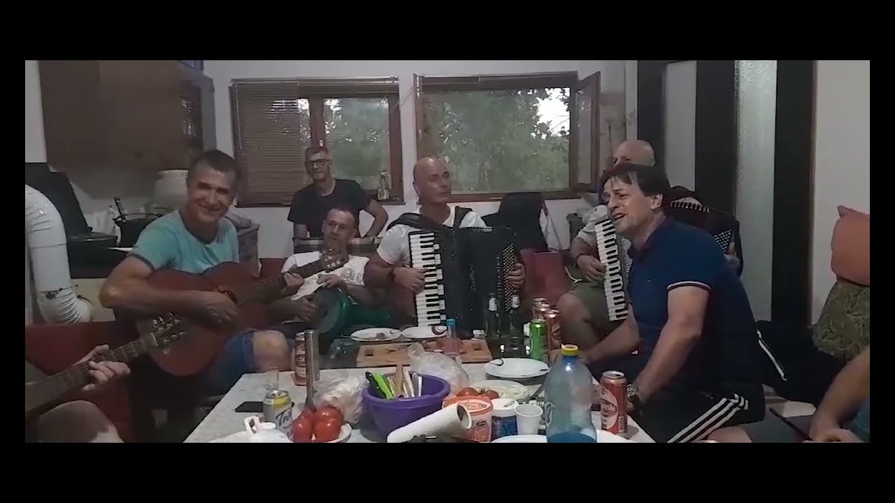 Mix pjesama- Hazre i Condor na vikendici sa drustvom za svoju dusu
